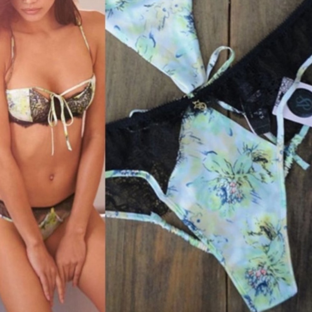 Rare VS Designer Collection Fantasy Island‎ Cheeky Panty Bikini Cut out  X-Small